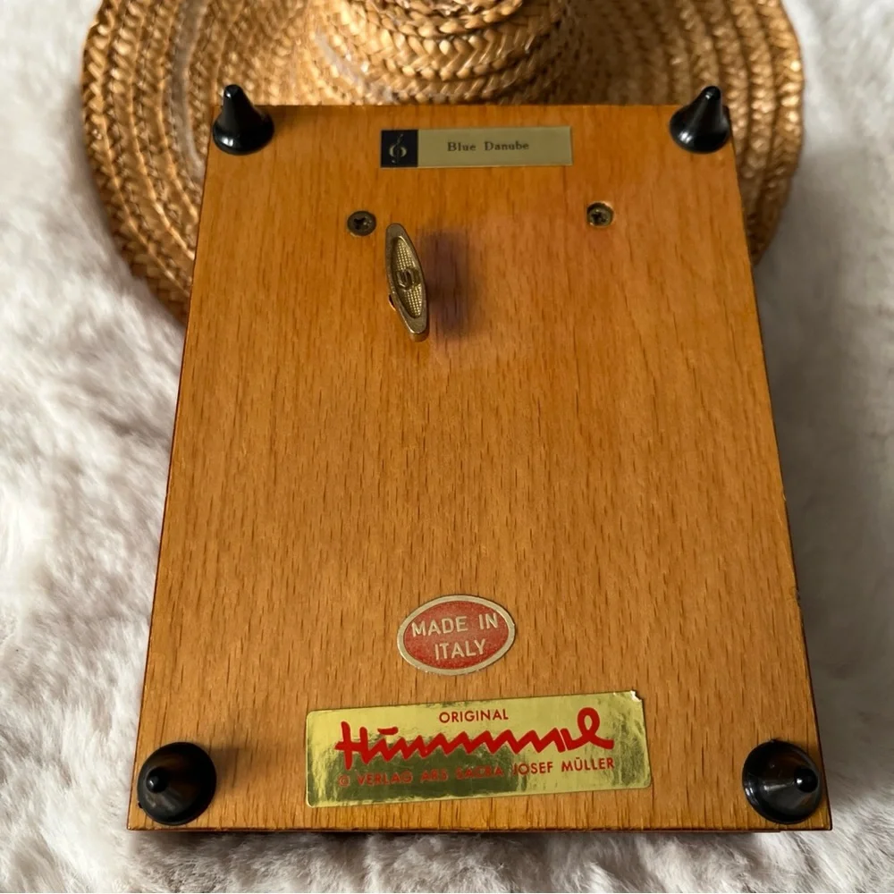 Hummel‎ Wooden Music Box with Gold Accents